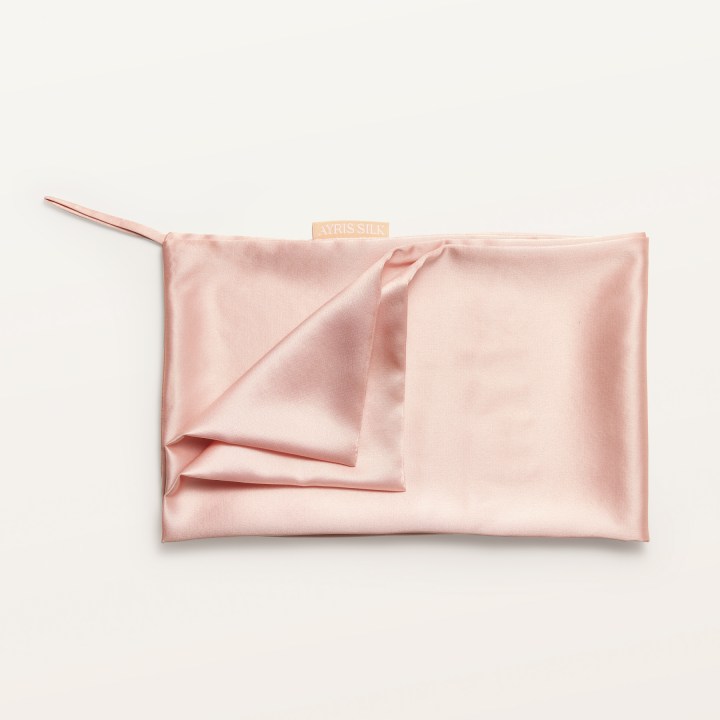 Шелковое полотенце для лица