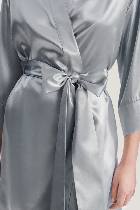 Шёлковый халат-кимоно короткий